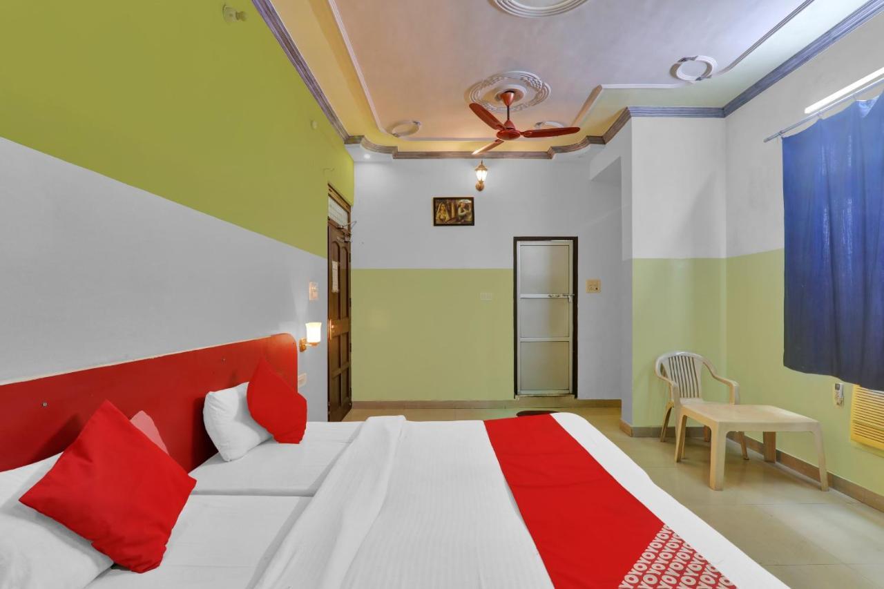 Oyo 82407 K Shree Guest House バラナシ エクステリア 写真